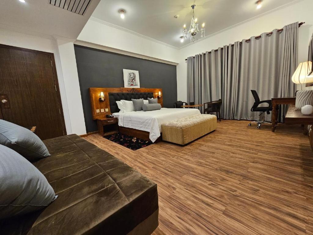 Covanro Sigiriya - Brand New Luxury Hotel מראה חיצוני תמונה