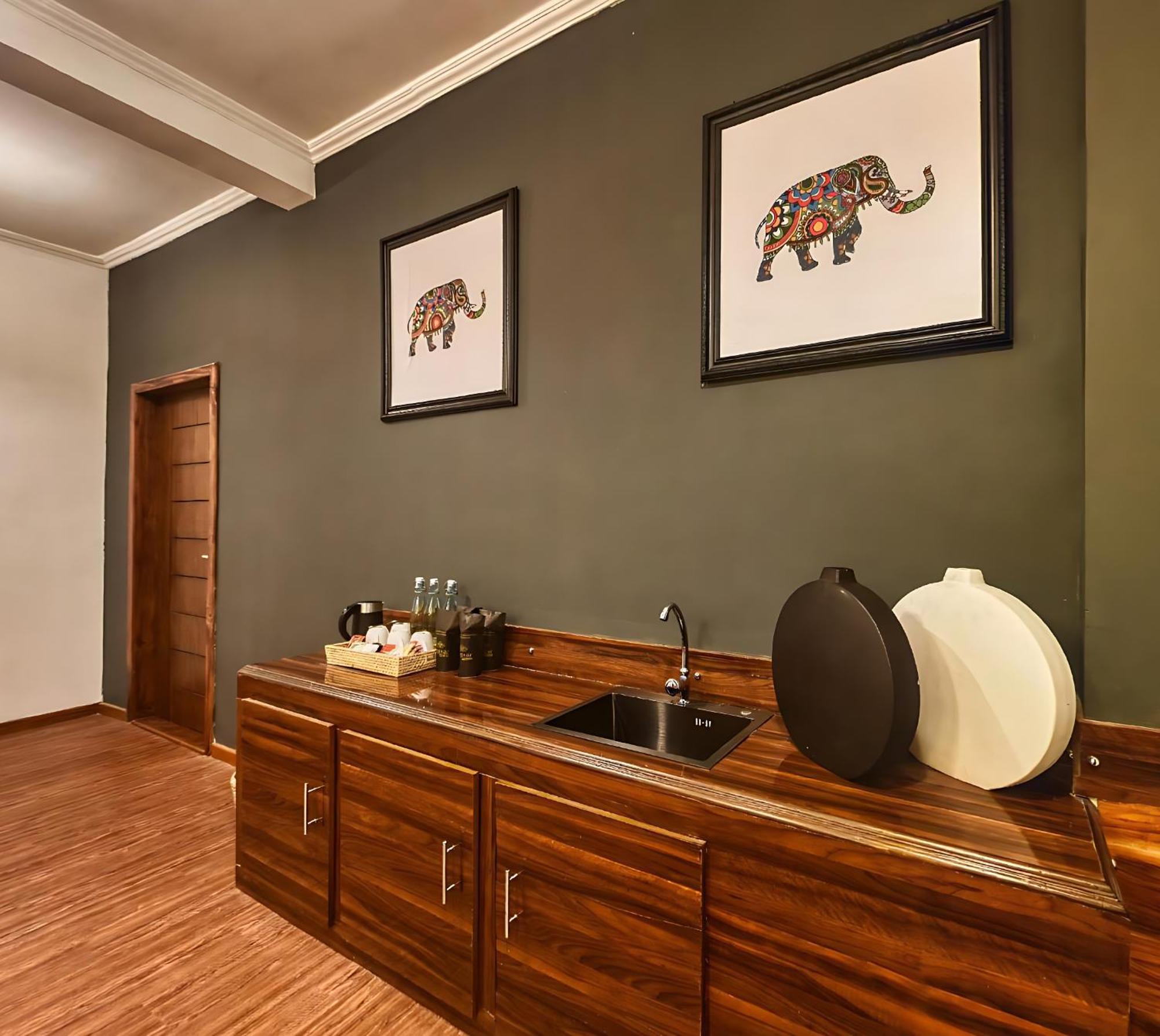 Covanro Sigiriya - Brand New Luxury Hotel מראה חיצוני תמונה